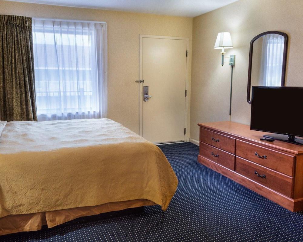 Quality Inn Little Creek Вирджиния Бийч Екстериор снимка