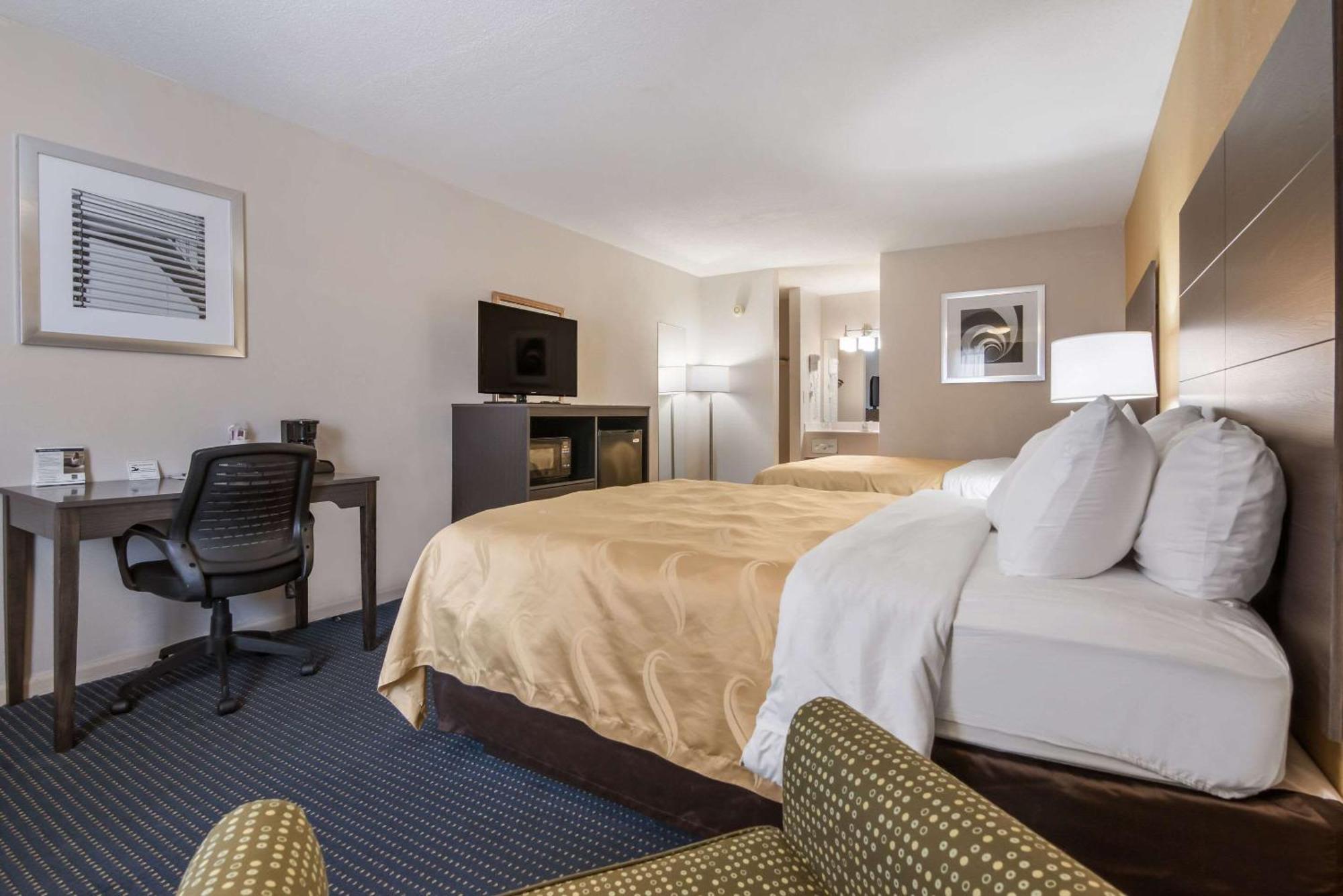 Quality Inn Little Creek Вирджиния Бийч Екстериор снимка