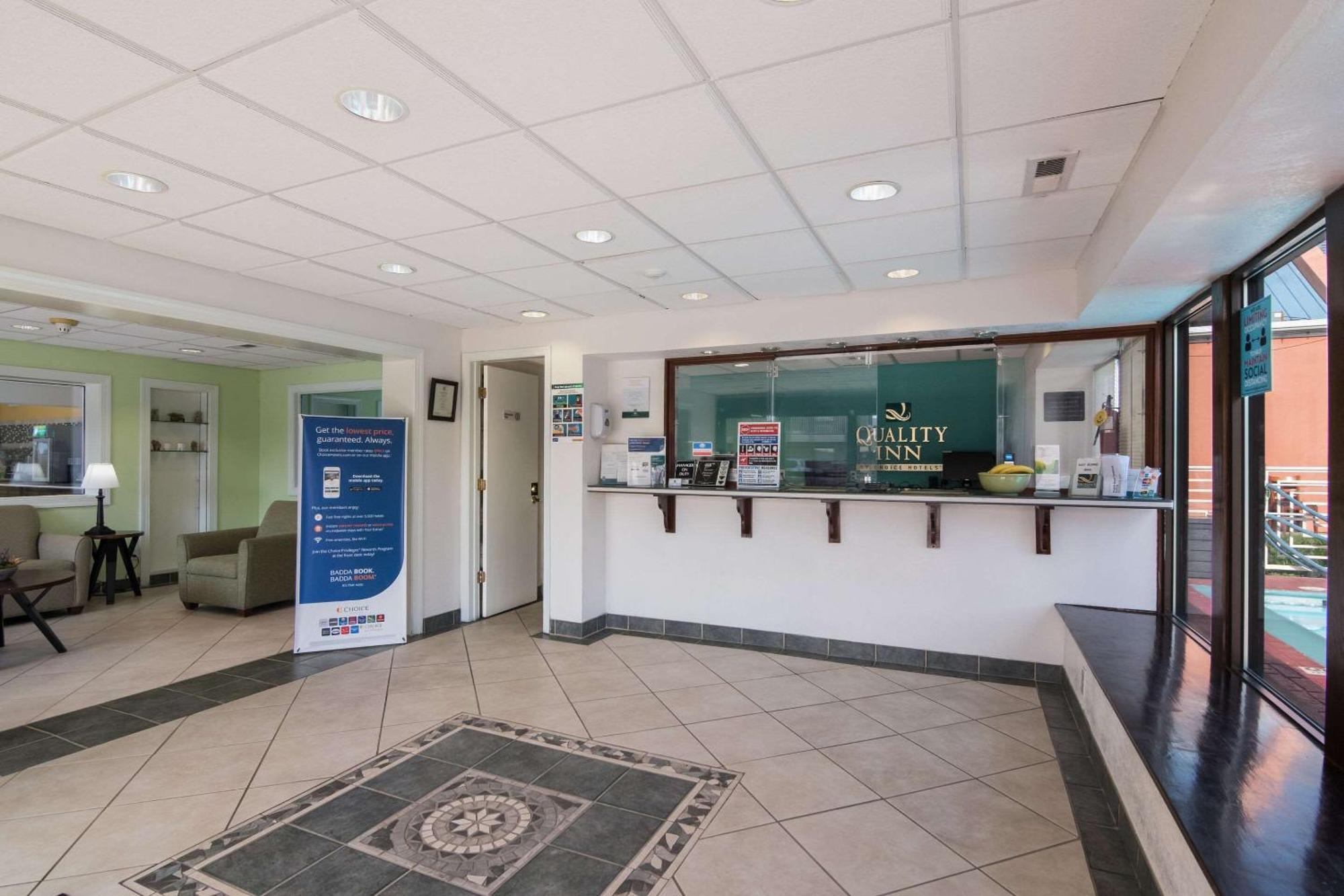 Quality Inn Little Creek Вирджиния Бийч Екстериор снимка