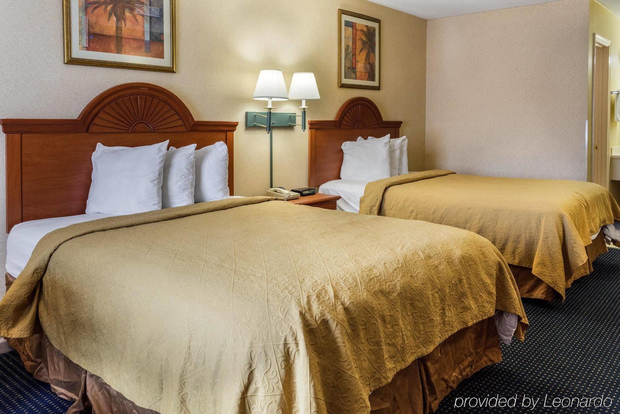 Quality Inn Little Creek Вирджиния Бийч Екстериор снимка